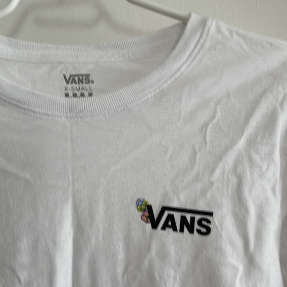 NWOT Vans cotton long-sleeve shirt with floral print - Picture 2 of 6